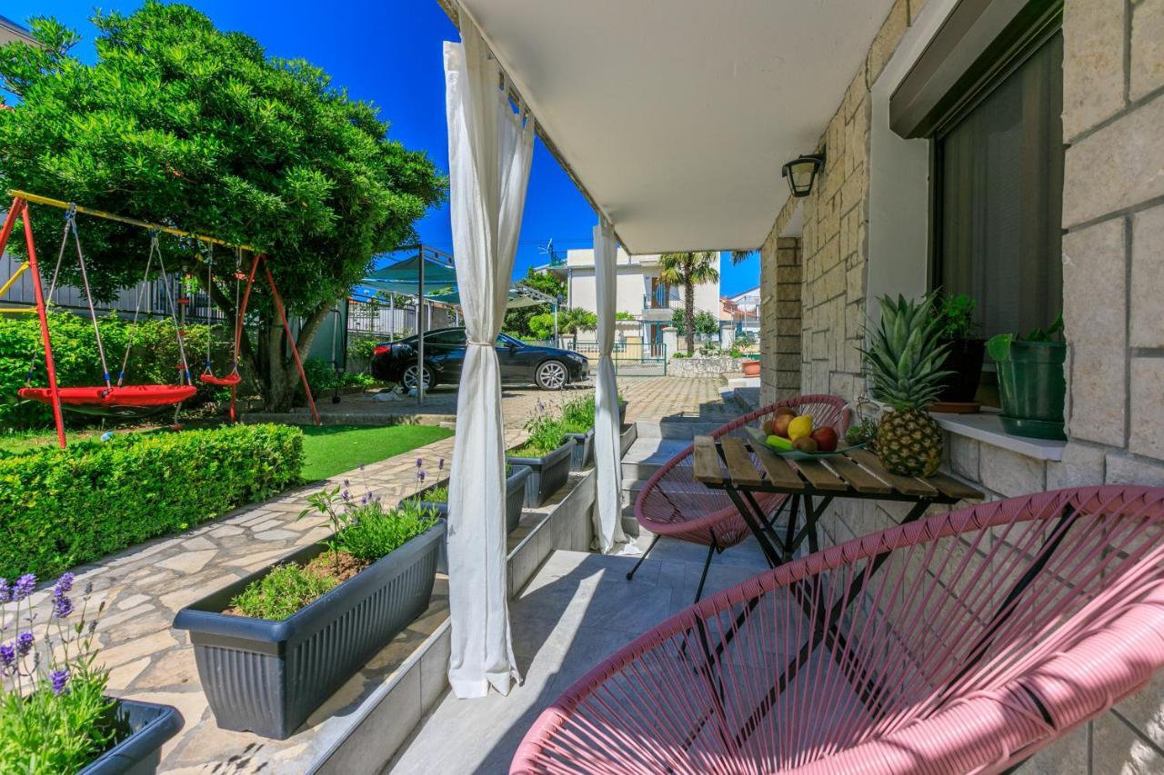 Apartments Kira Crikvenica Luaran gambar