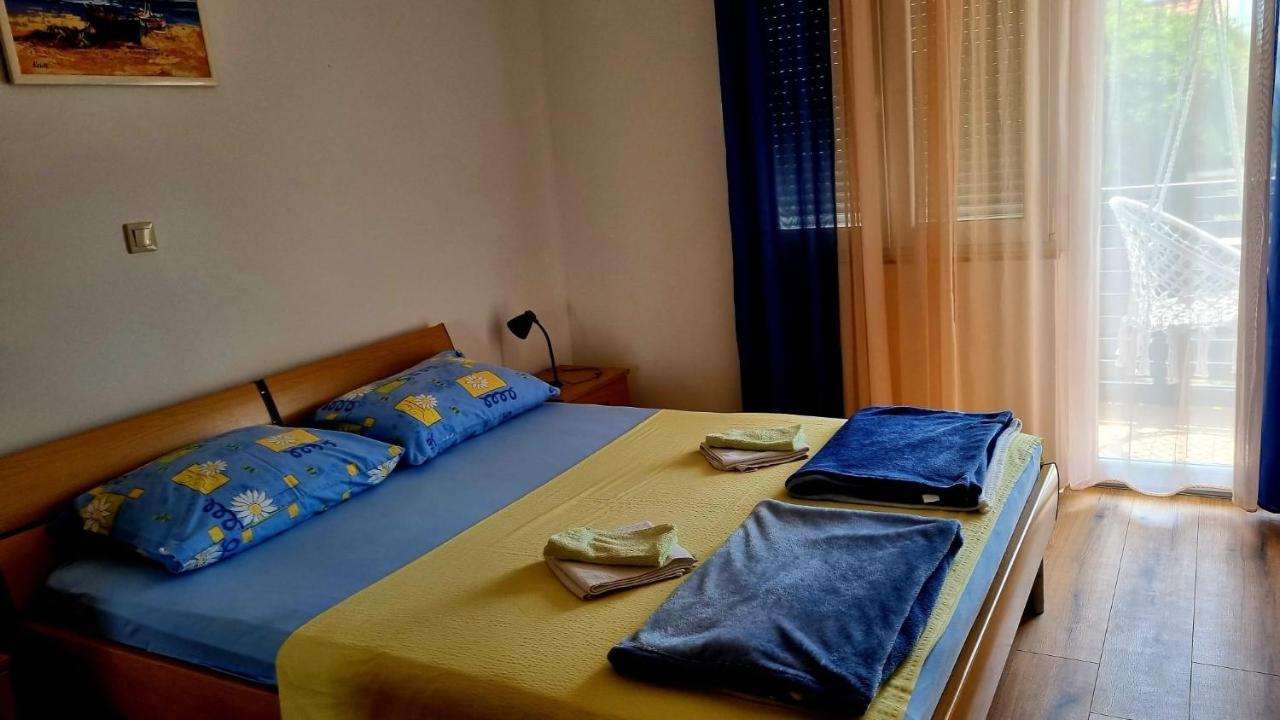 Apartments Kira Crikvenica Luaran gambar